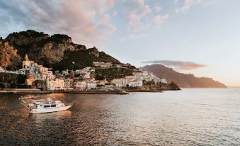 Amalfi Luxury House - Housity