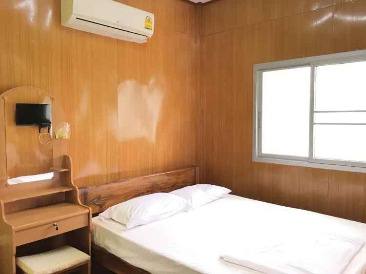 ห้องสแตนดาร์ด เตียงใหญ่ 1 เตียง