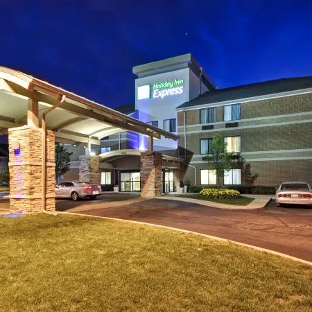 Holiday Inn Express ROMULUS / DETROIT AIRPORT by IHG