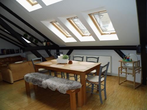 Urban Living Unter Den D?chern der G?ttinger Altstadt Large Twin Room With Shared Bathroom-8