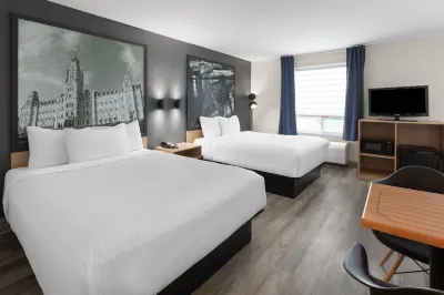 Super 8 by Wyndham Quebec City Hôtels à : 