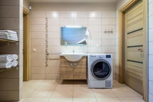 两卧室公寓 - 带露台