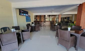 Luxury Chic Hotel - Housity
