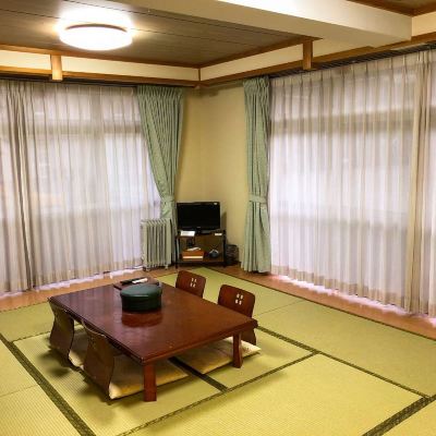 和風ルーム(浴室) 天然温泉　尾道ふれあいの里 クーポン