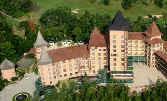 The Chateau Spa & Wellness Resort