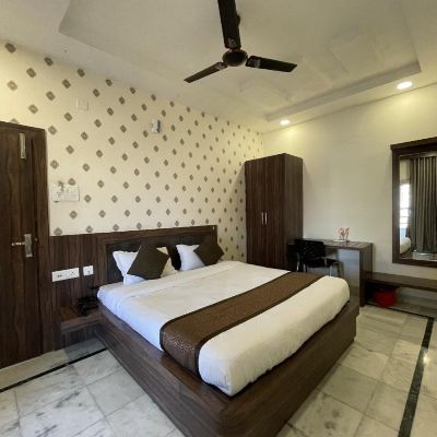 Standard Double Room Hotel Royal Embassy Promo Code