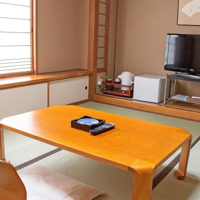 [Smoking]Japanese-Style Room 6 Tatami Mats"No Bath/Toilet"[Standard][Japanese Room][Smoking]