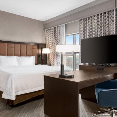 1 King Microwv/Fridge/Wet Bar Studio Suite Ns Hampton Inn & Suites Kansas City Downtown Crossroads Promo Code