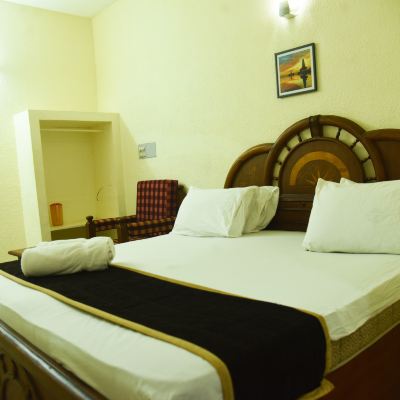 Deluxe Double Non AC Triveni Tourist Home Promo Code