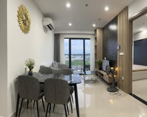 Chi Homestay Nera Garden Hu? Two-Bedroom Apartment
