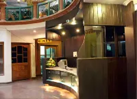 Parklane Hotel