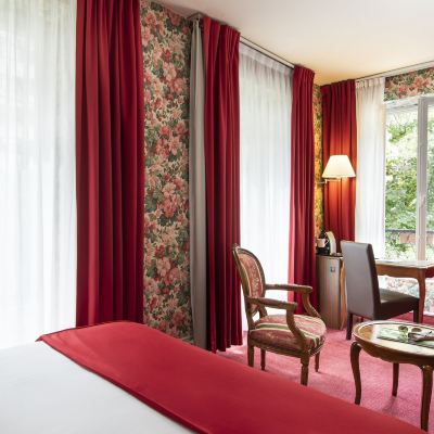 Triple Room Hotel Abaca Messidor by HappyCulture Paris Promo Code