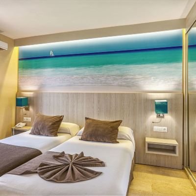 Apartment, 1 Bedroom, Partial Sea View (Lateral sea view, 2 adults + 1 child) Benalmádena Palace - Hotel Spa Promo Code