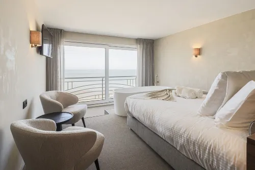 Hotel Beach Palace