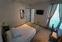 Hotel Esmeralda Отели в г. 