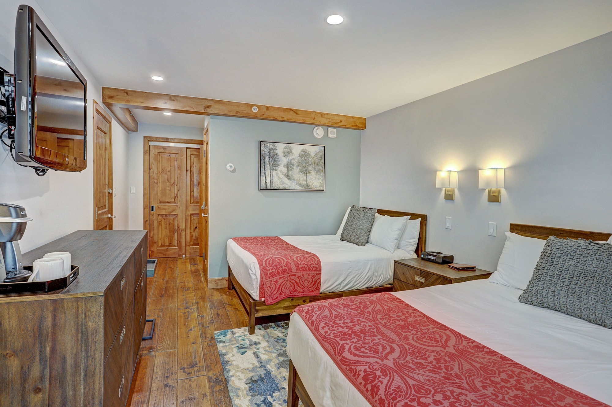 客房， 2 张双人床 （旅舍）