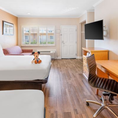 Deluxe Two Queen Room with Sofa Sleeper Anaheim Islander Inn and Suites Promo Code