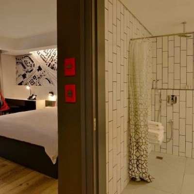 Room (Universal) Anew Hotel Green Point Promo Code