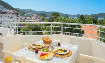 Himm Hotel - Housity