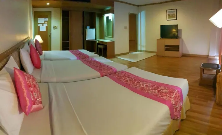 ห้องพักได้ 3 คน-ปลอดบุหรี