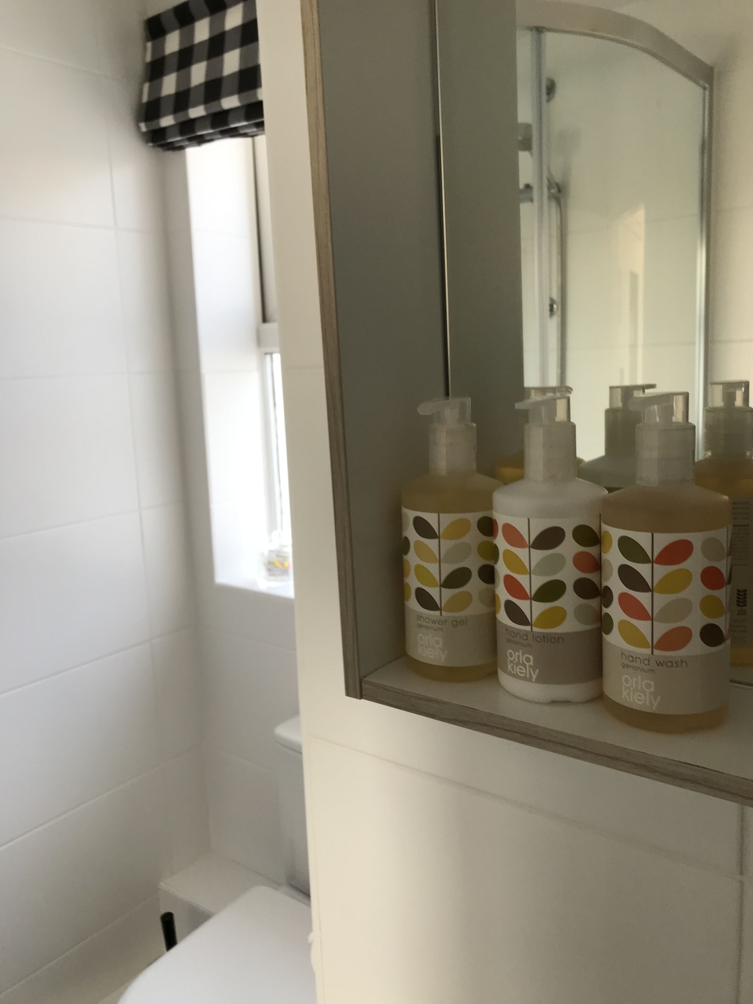 帶陽臺的奢華特大床房