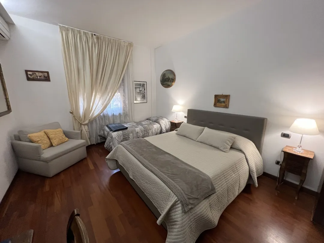 10 Minutes B&b Bed & Breakfast - 베로나