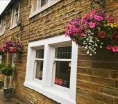The Olive Branch Inn Hotel a Delph