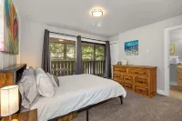 Stylish Sun Valley 2Br - Dog-Friendly - 2 Min Walk to Town