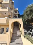 Sunlight Apartments Becici Hotel di 
