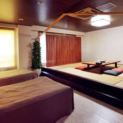 和洋折衷スタイルスペシャルルーム(喫煙) 石切温泉　ホテルセイリュウ クーポン