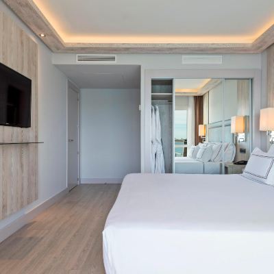 Melia the Level Room Pool Access The Level at Meliá Alicante Promo Code