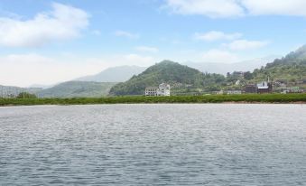 Cheongdo Lakeside Hilton Pension