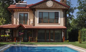 Well Done Hotel - Housity