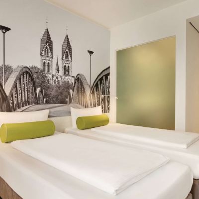 Superior Double Room Super 8 by Wyndham Mainz Zollhafen Promo Code