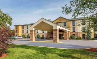 Comfort Inn Duncansville - Altoona - Housity