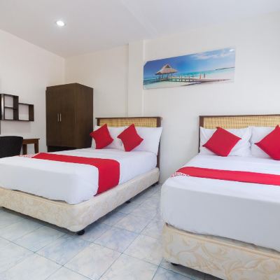 Family Suite OYO 556 3j's And K Apartment Promo Code