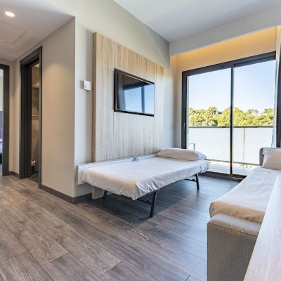 Family Room with City View and Balcony