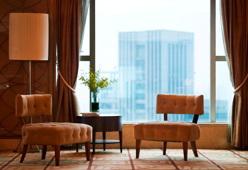 行政豪华大床房（高楼层+汉斯格雅雅生衞浴+甜梦之床）