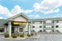 Super 8 by Wyndham Wisconsin Dells Hotel di 