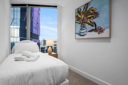 Stylish and Bright Apt In Best Location w Gym, Pool! Two-Bedroom Apartment