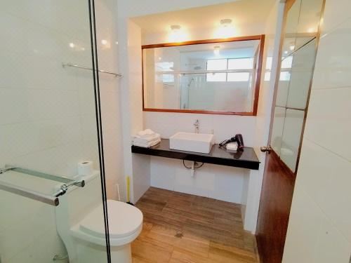 豪华特大床套房