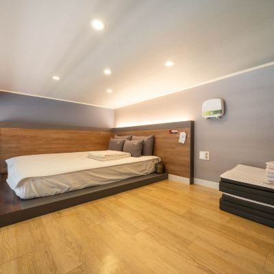 듀플렉스 측면 오션 뷰 룸 301 부산 기장브라운도트펜션 쿠폰