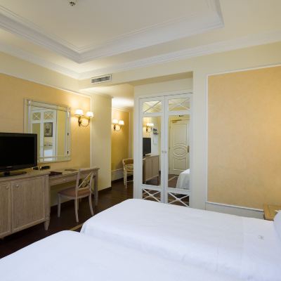 Superior Double Room Palazzo Alabardieri Promo Code