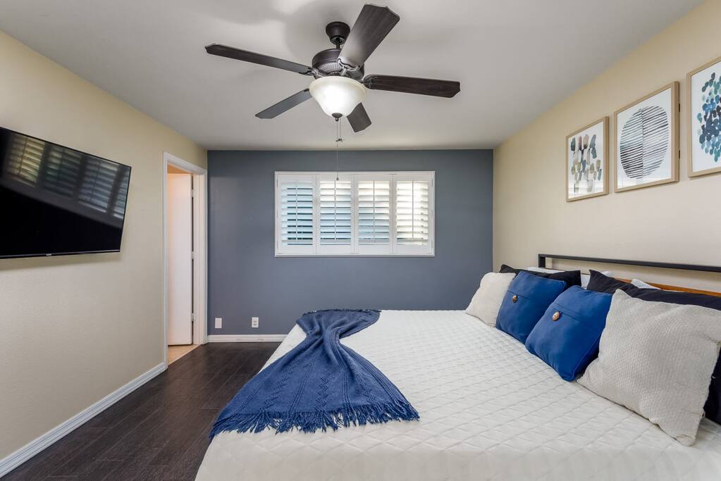 大露台和烧烤区-宽敞迷人的休闲