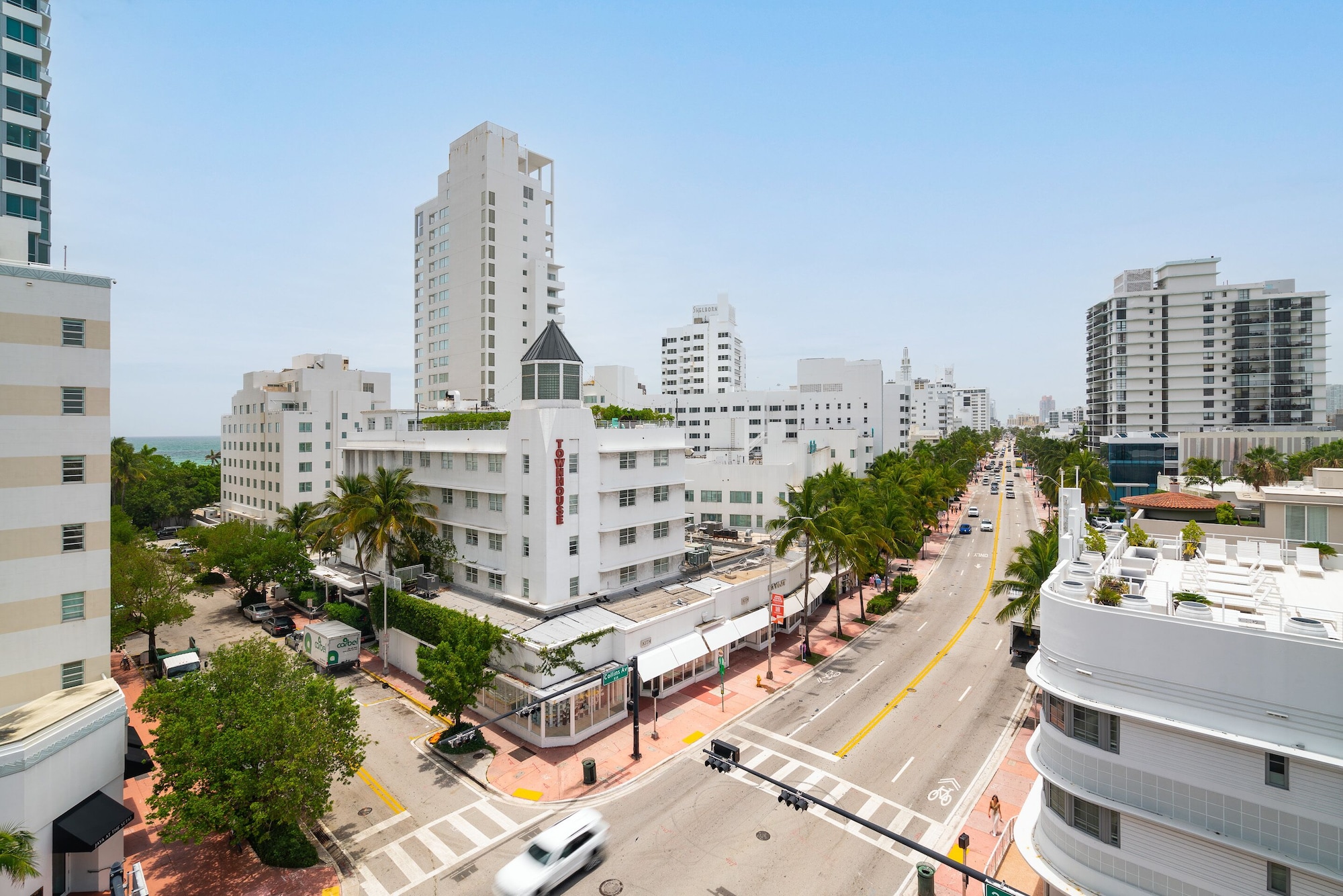 顶层高级特大床卧室