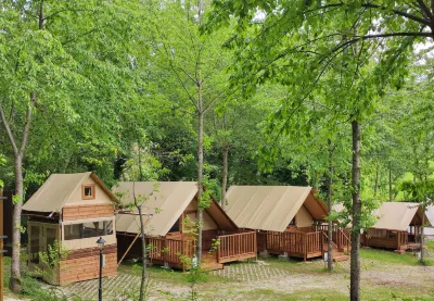 Saecula Natural Village Experience Hotel di 