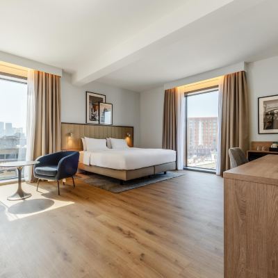Net Zero Suite - One Bedroom Park Inn by Radisson Manchester City Centre Promo Code