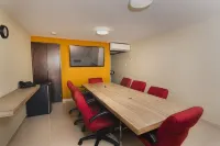 El Camino Hotel & Suites