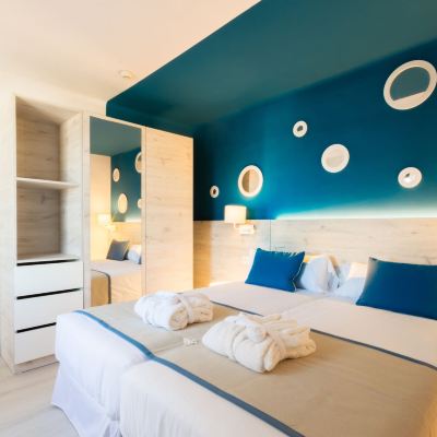 Two-Bedroom Apartment R2 Bahía Kontiki Beach Apartments Promo Code
