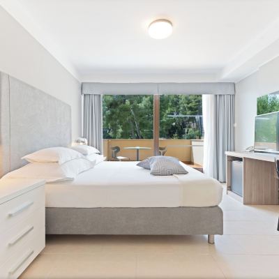 Double Room with Balcony The Residence Hotel Promo Code